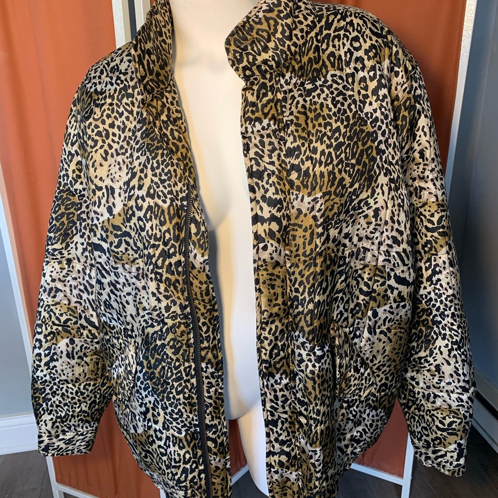 Vintage 90s Clio 100% Silk Leopard Cheetah Bomber Puffer Jacket Large Womens